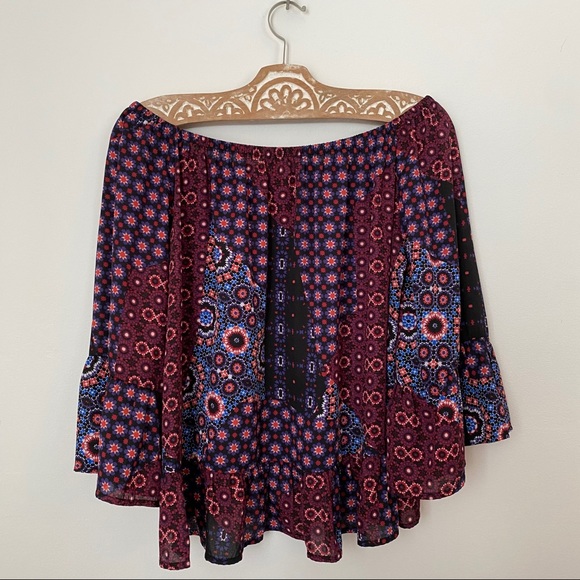 Eight Sixty Off the Shoulder Ruffle High-Low Top - Picture 4 of 5